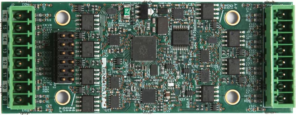 IM-IO816 Universaali I/O-moduuli